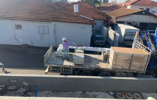 b600bd70-3d77-4f5c-b440-6ff316fc4126